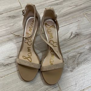 Sam Edelman nude heels